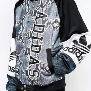 Adidas Snakeskin / Python Thick Jacket women’s sz Medium